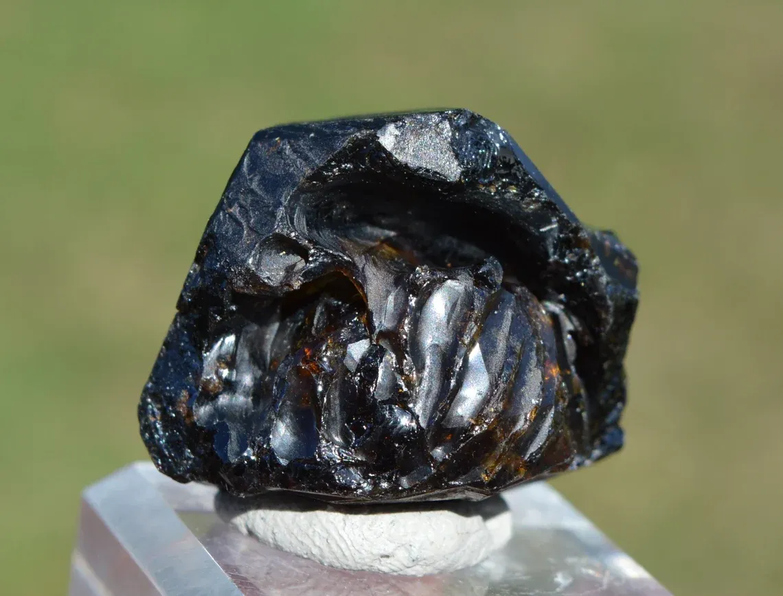 Grandite Garnet & Melanite 43 grams - Diakon, Bafoulabé Circle, Kayes Region, Mali - image 2