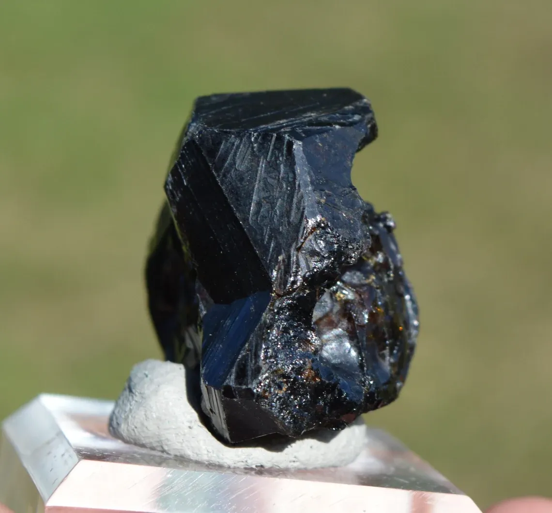 Grandite Garnet & Melanite 43 grams - Diakon, Bafoulabé Circle, Kayes Region, Mali - image 4