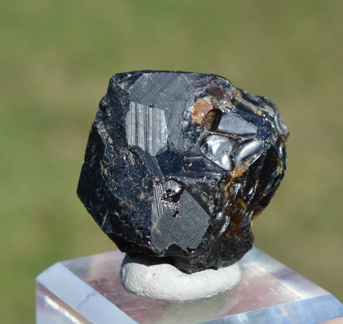 Grandite Garnet & Melanite 52 grams - Diakon, Bafoulabé Circle, Kayes Region, Mali - image 2
