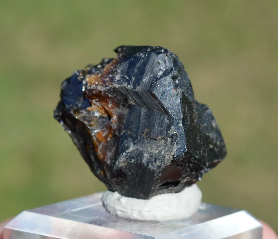 Grandite Garnet & Melanite 52 grams - Diakon, Bafoulabé Circle, Kayes Region, Mali - image 5