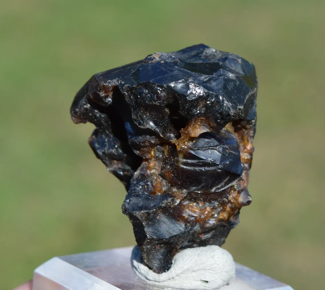 Grandite Garnet & Melanite 68 grams - Diakon, Bafoulabé Circle, Kayes Region, Mali - image 4