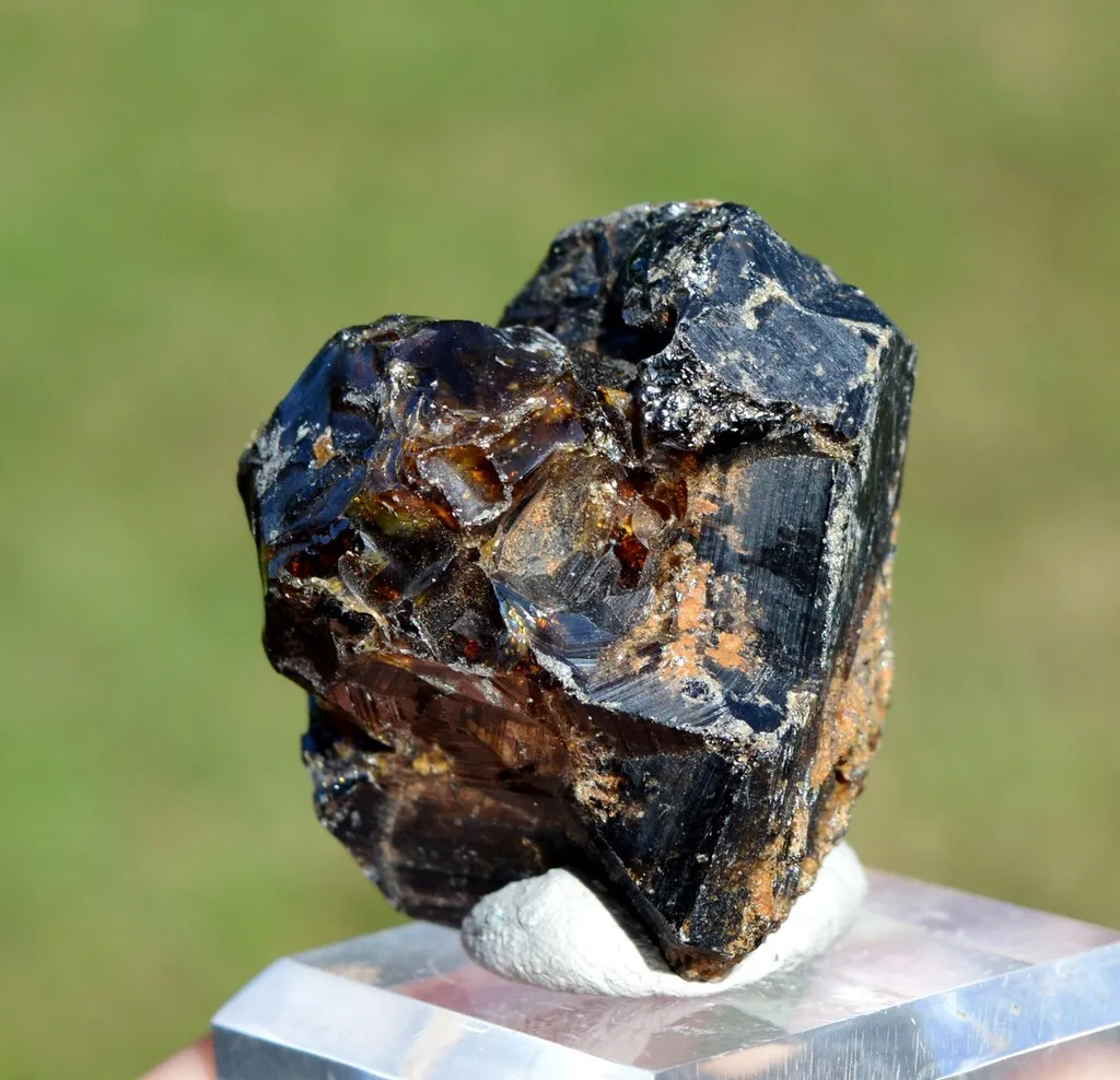 Grandite Garnet & Melanite 76 grams - Diakon, Bafoulabé Circle, Kayes Region, Mali - image 8