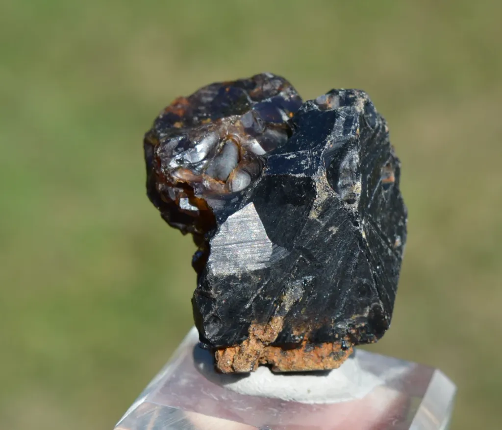 Grandite Garnet & Melanite 76 grams - Diakon, Bafoulabé Circle, Kayes Region, Mali - image 7