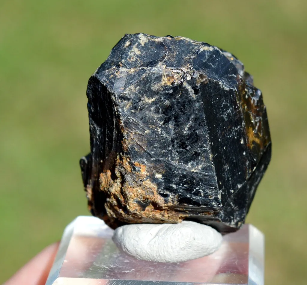 Grandite Garnet & Melanite 76 grams - Diakon, Bafoulabé Circle, Kayes Region, Mali - image 5