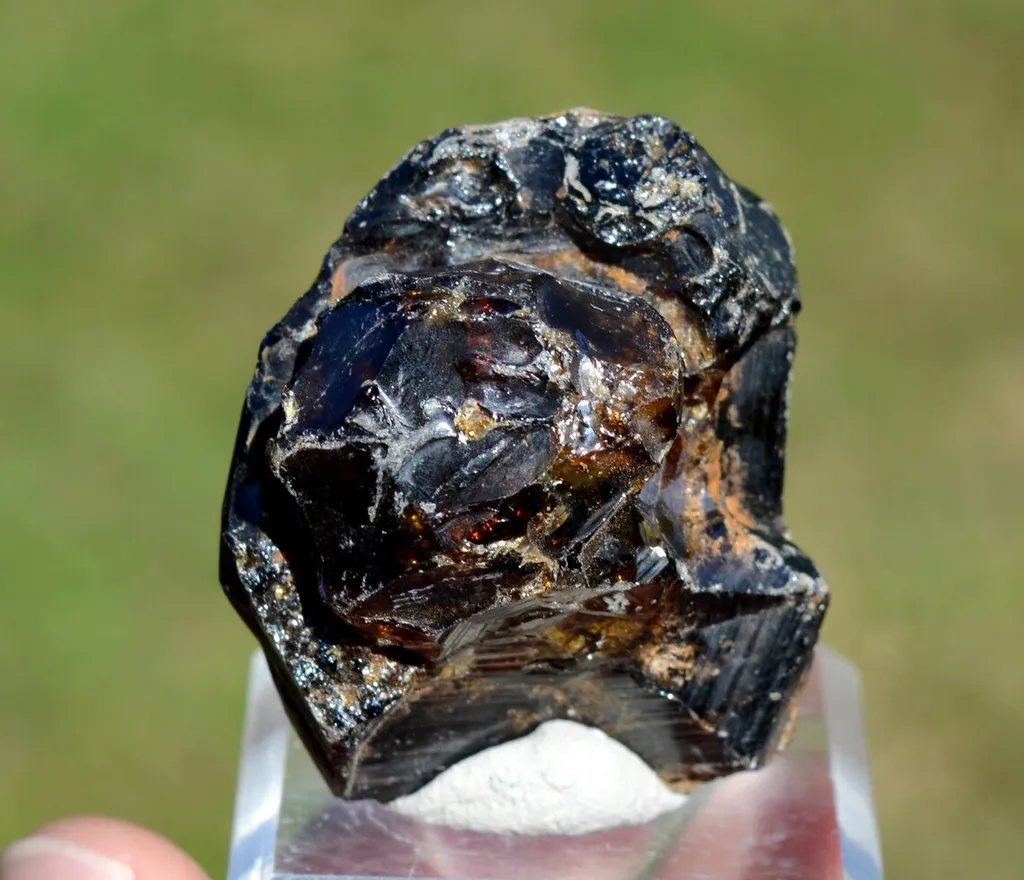 Grandite Garnet & Melanite 76 grams - Diakon, Bafoulabé Circle, Kayes Region, Mali - image 3