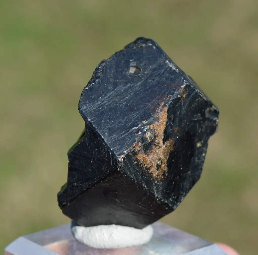 Grandite Garnet & Melanite 83 grams - Diakon, Bafoulabé Circle, Kayes Region, Mali - image 7