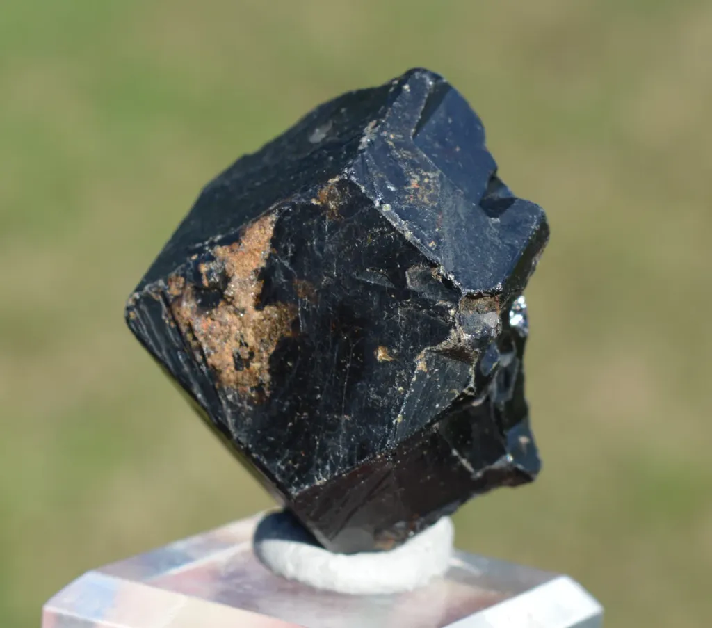 Grandite Garnet & Melanite 83 grams - Diakon, Bafoulabé Circle, Kayes Region, Mali - image 5