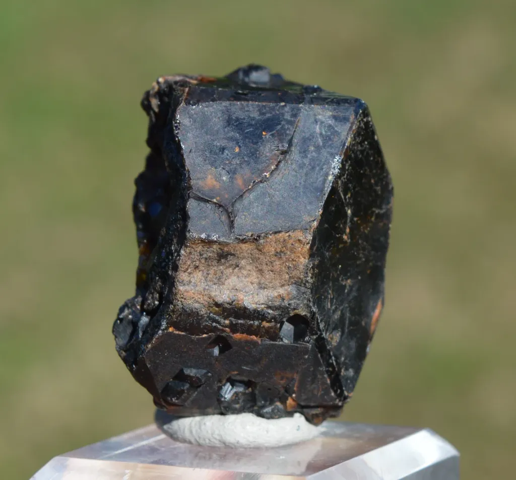 Grandite Garnet & Melanite 92 grams - Diakon, Bafoulabé Circle, Kayes Region, Mali - image 7