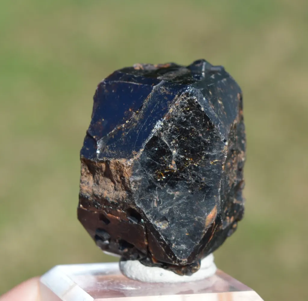 Grandite Garnet & Melanite 92 grams - Diakon, Bafoulabé Circle, Kayes Region, Mali - image 6