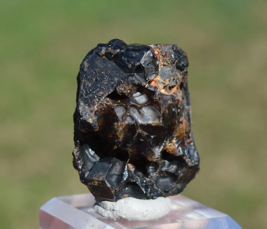 Grandite Garnet & Melanite 92 grams - Diakon, Bafoulabé Circle, Kayes Region, Mali image