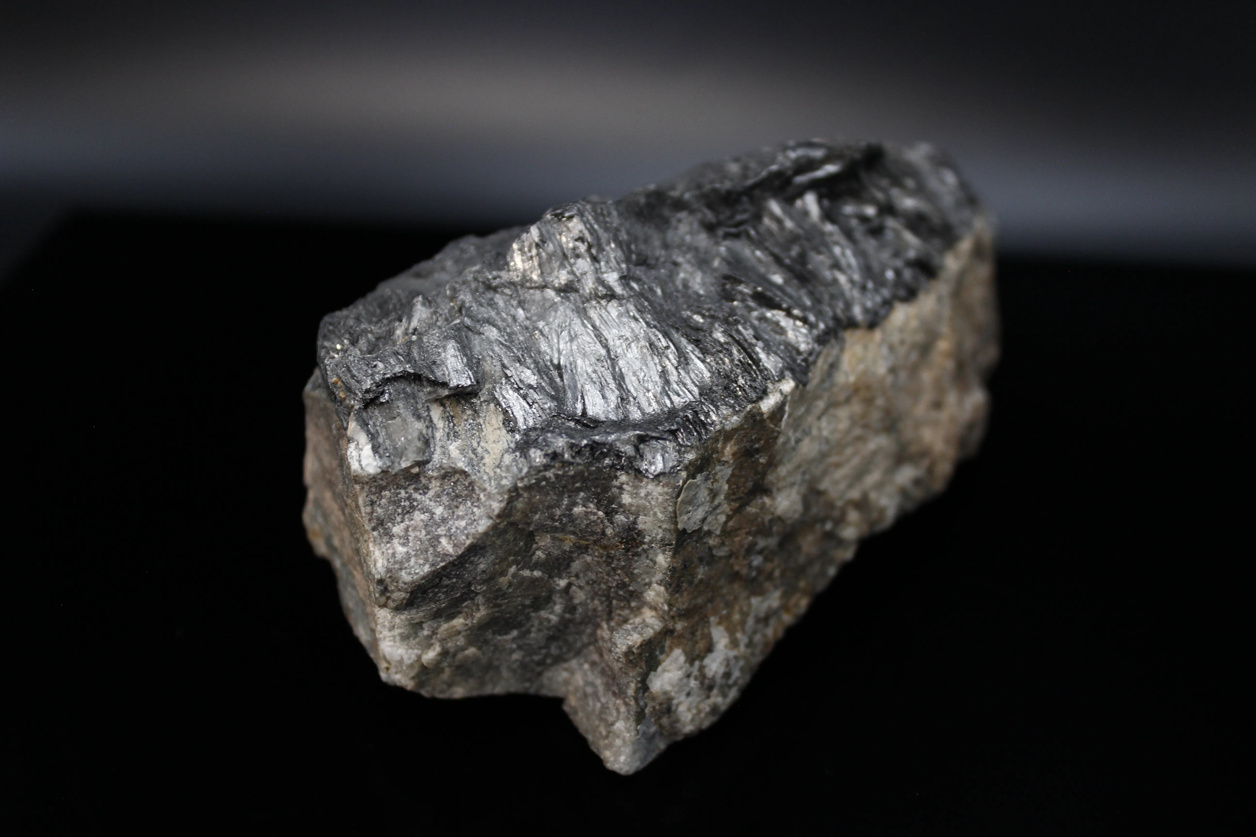 Graphite seam, Montana - image 2