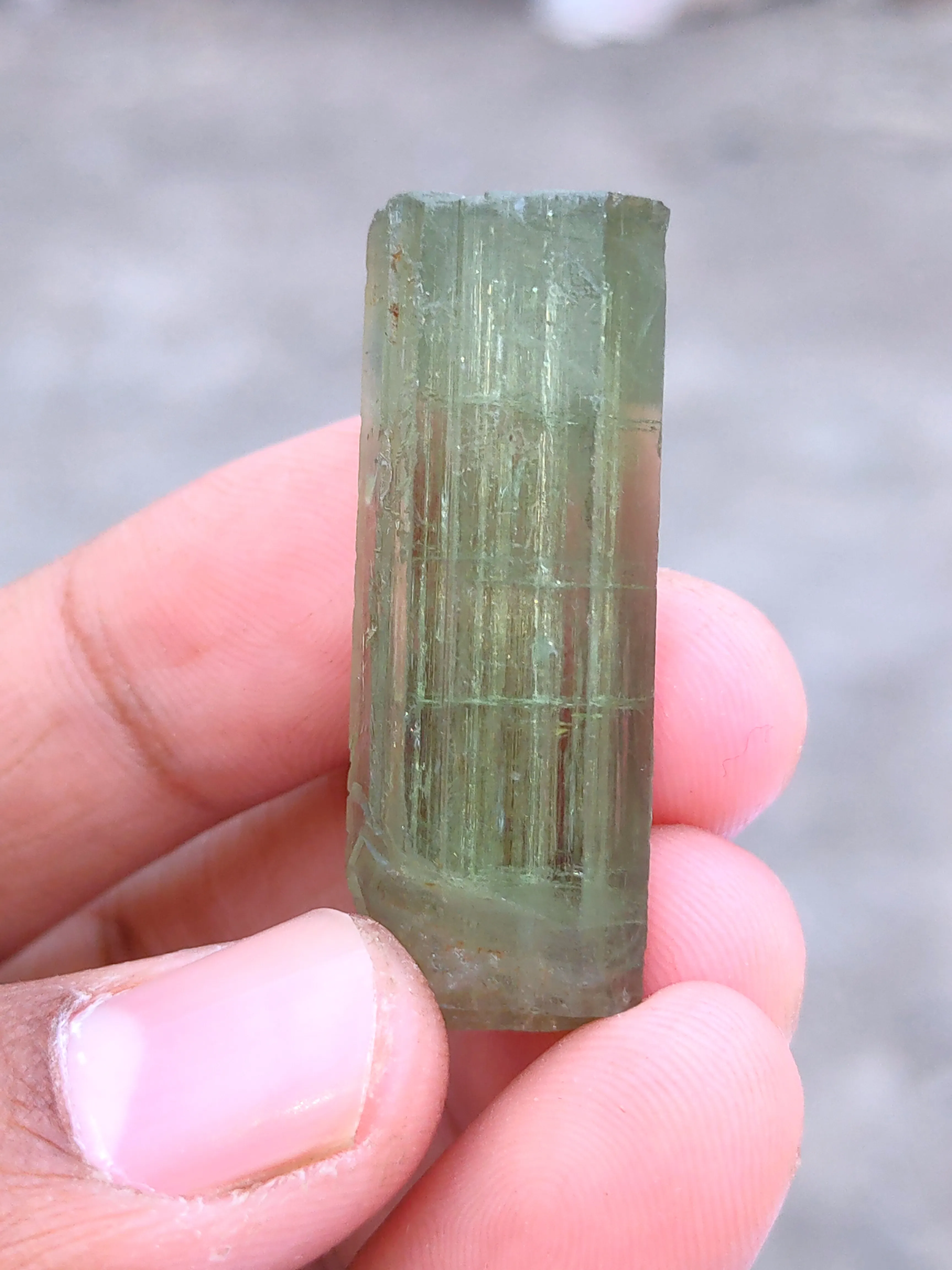 Green Apatite Beryl - image 7