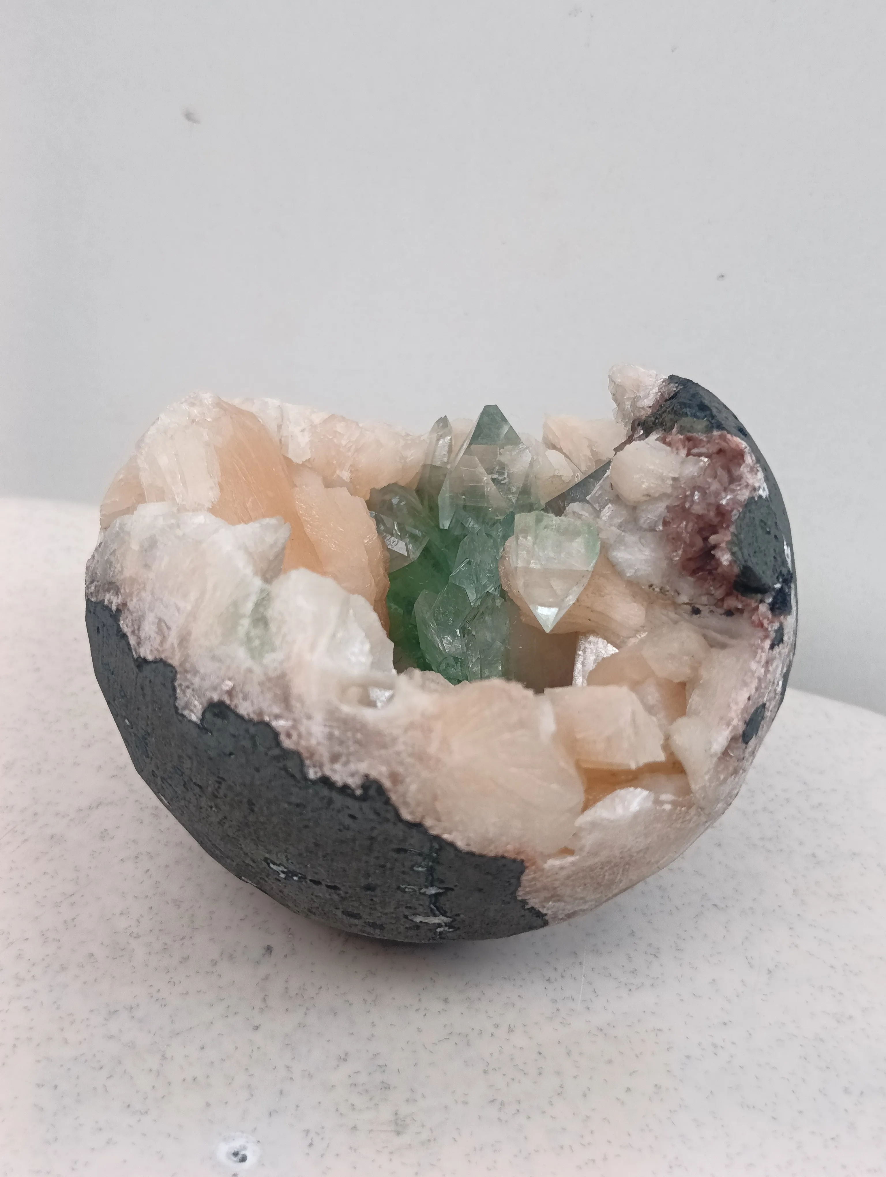 Green apophyllite geode Stilbite - image 3