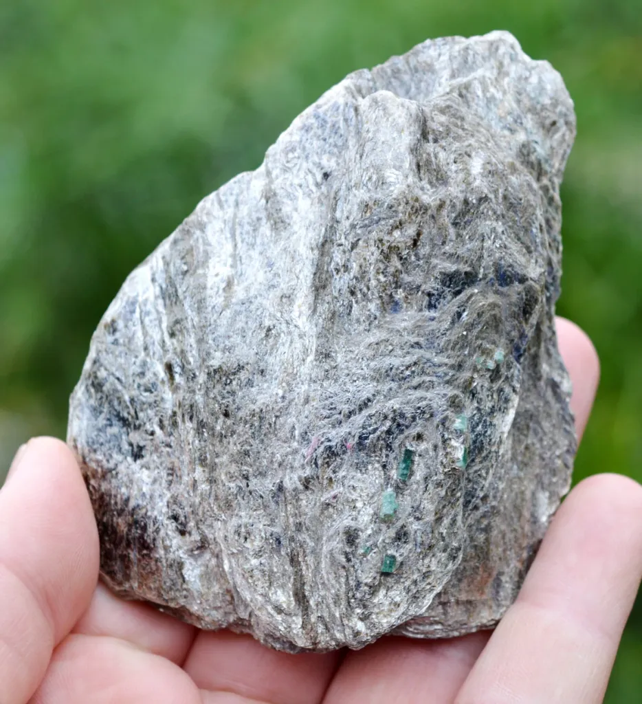 Green Beryl. Emerald & Mica Schist 229 grams - Kessel gorge, Zell am See District, Salzburg, Austria - image 4