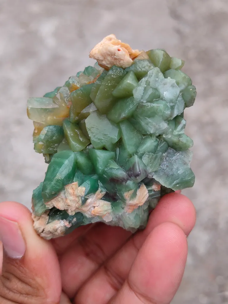 Green Calcite With Heulandite Natural mineral - image 9