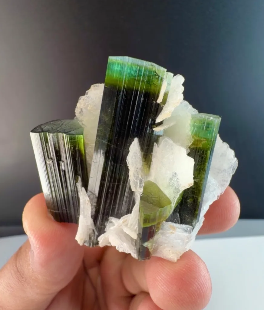 Green cap tourmaline from Pakistan - image 4