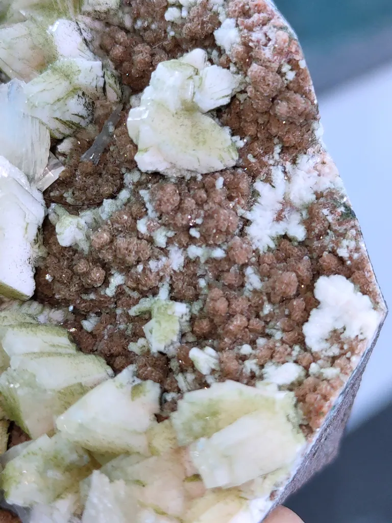 Green Heulandite with Apophyllite with Chalcedony - image 11