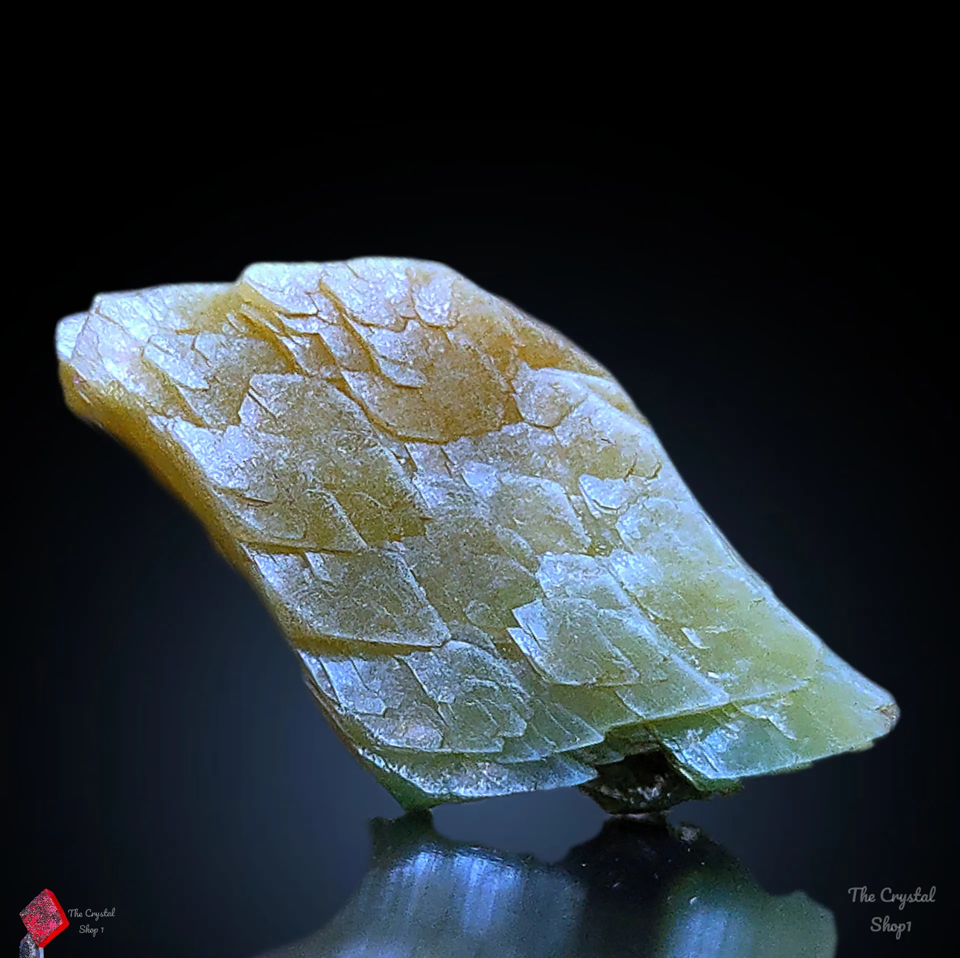 Green Heulendite Specimen. - image 7