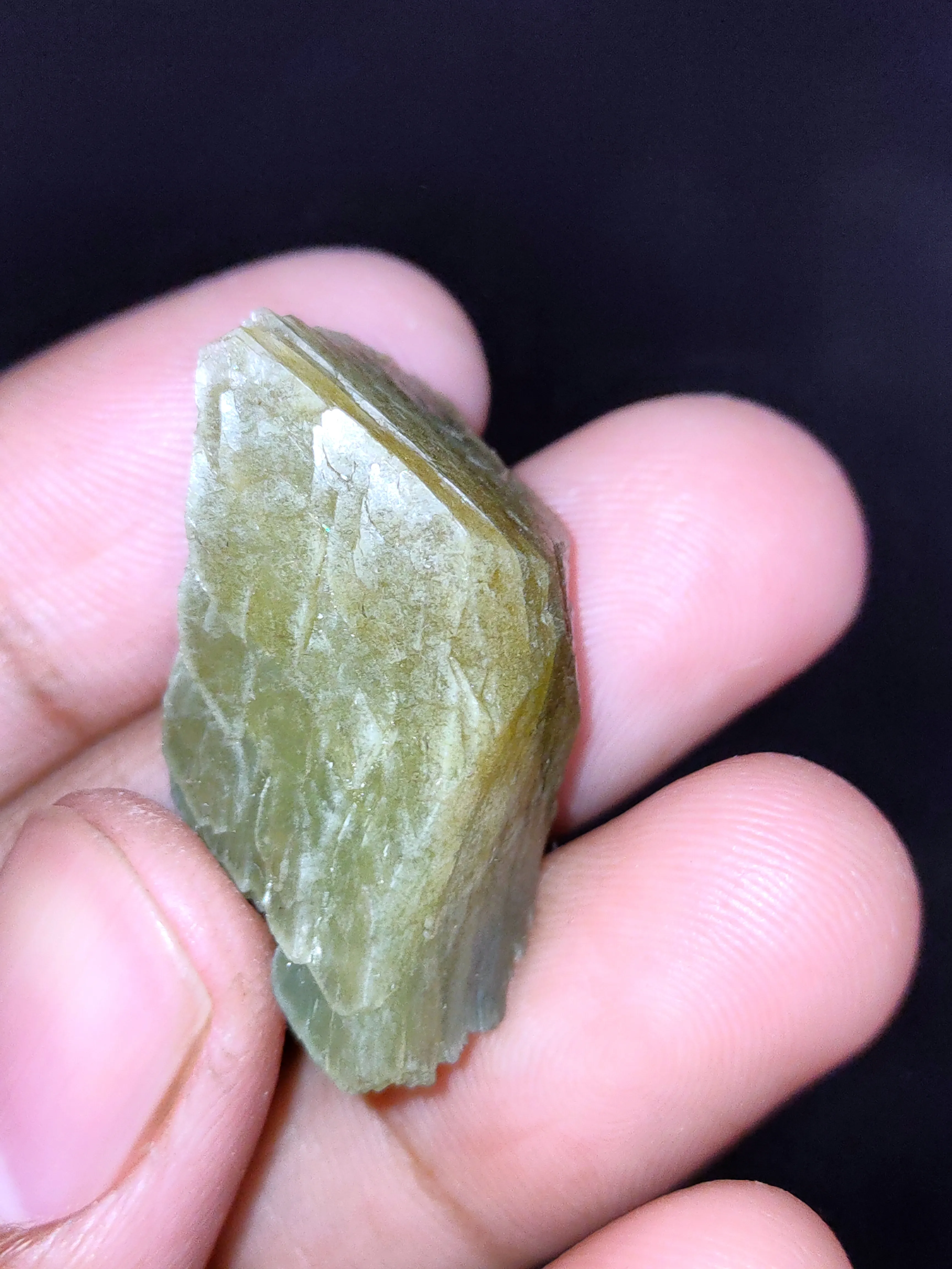 Green Heulendite Specimen. - image 5