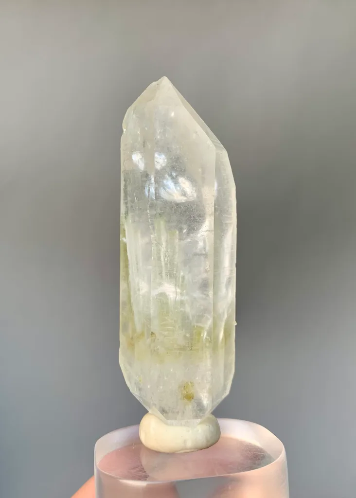 Green Tourmaline on Quartz– 69 g – Chappu Mine, Shigar Valley, Gilgit-Baltistan, Pakistan - image 7