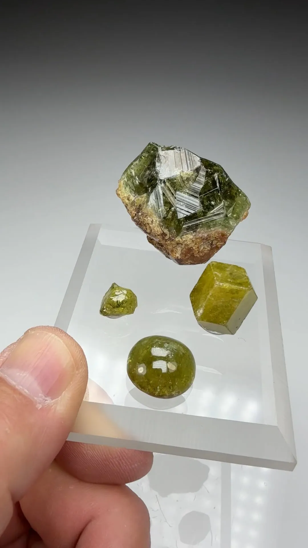 Grossular (60) - image 2