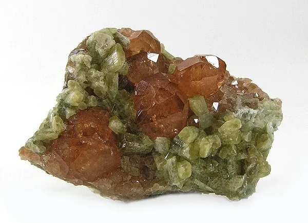 Grossular, Diopside image