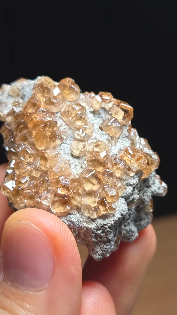 Grossular from Canada, Québec - image 4