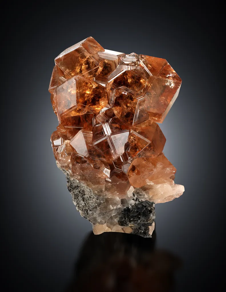 Grossular from Canada, Québec, Jeffrey Mine - image 2