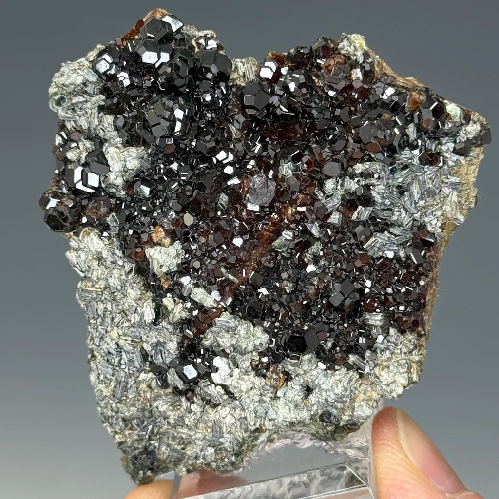 Grossular Garnet image