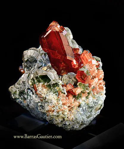 Grossular Garnet, Hessonite Variety - Clinochlor - image 2
