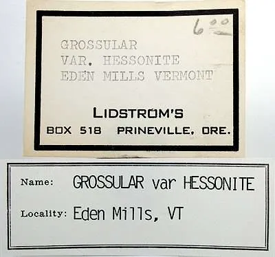 Grossular Garnet on Idocrase - image 4