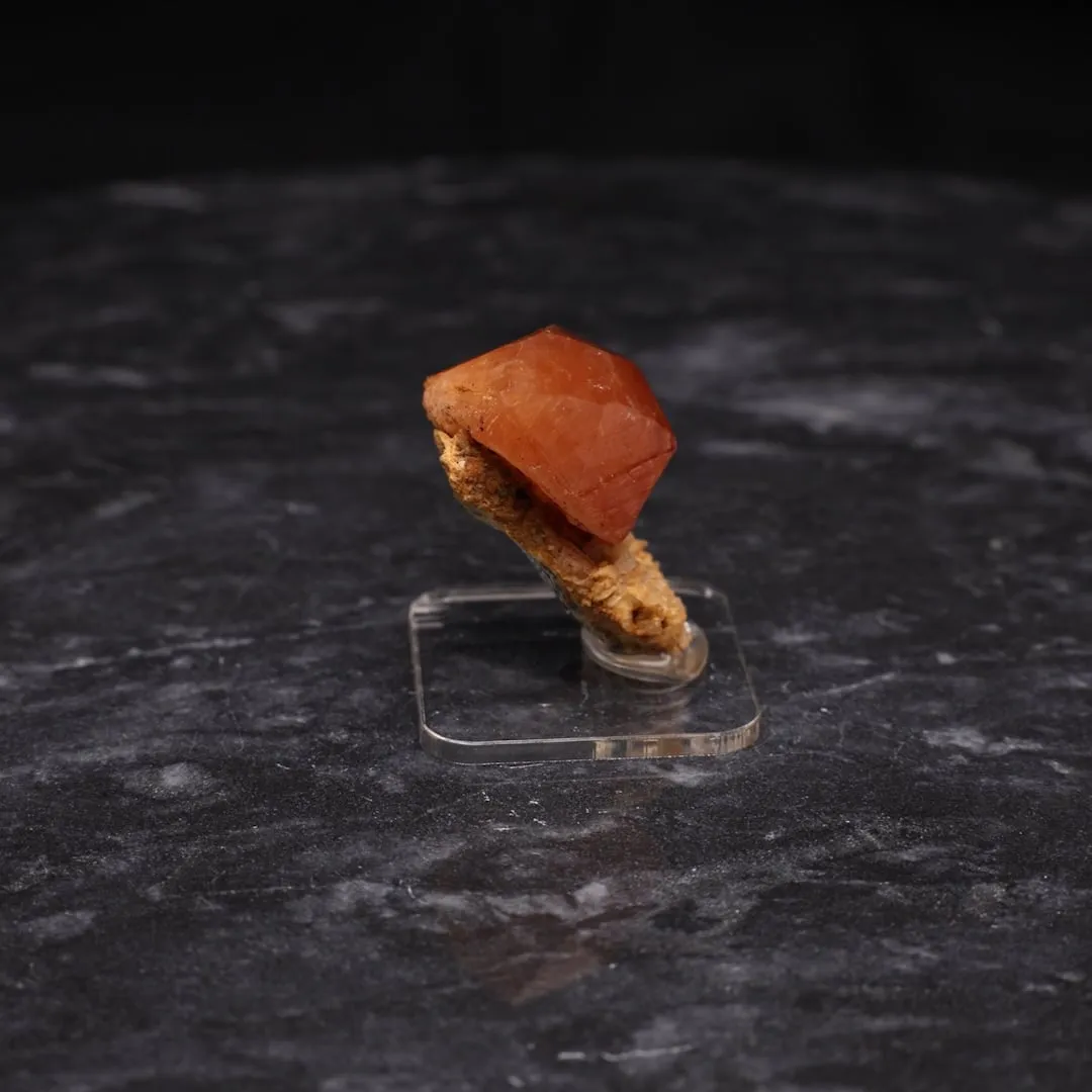 Grossular v. Hessonite - image 2