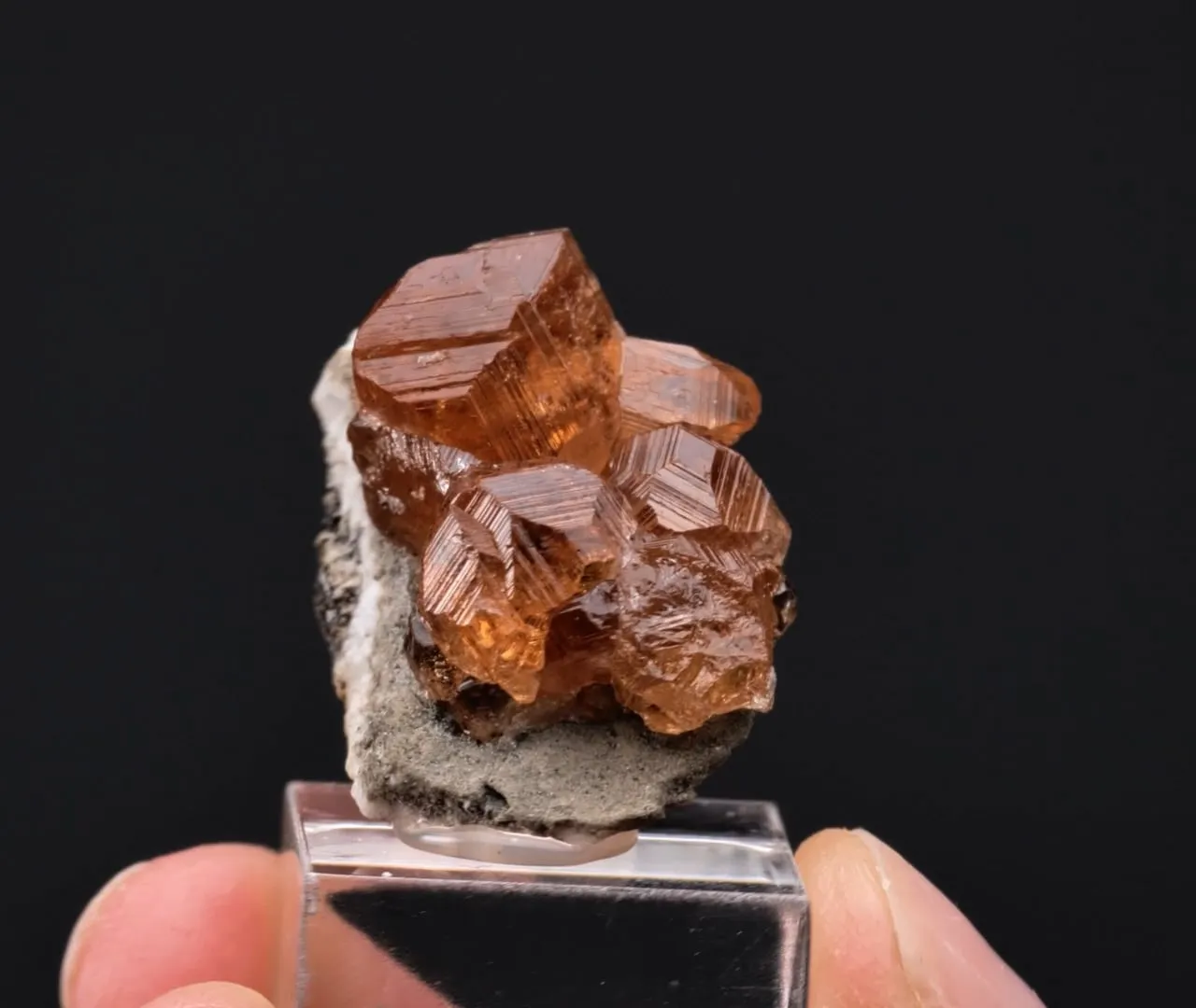 Grossular var. Hessonite - image 2