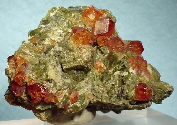Grossular (Var: Hessonite), Diopside image