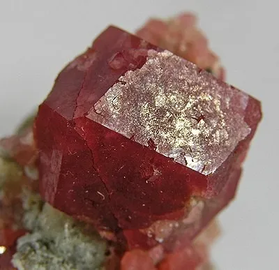 Grossular (Var: Rosolite) - image 2