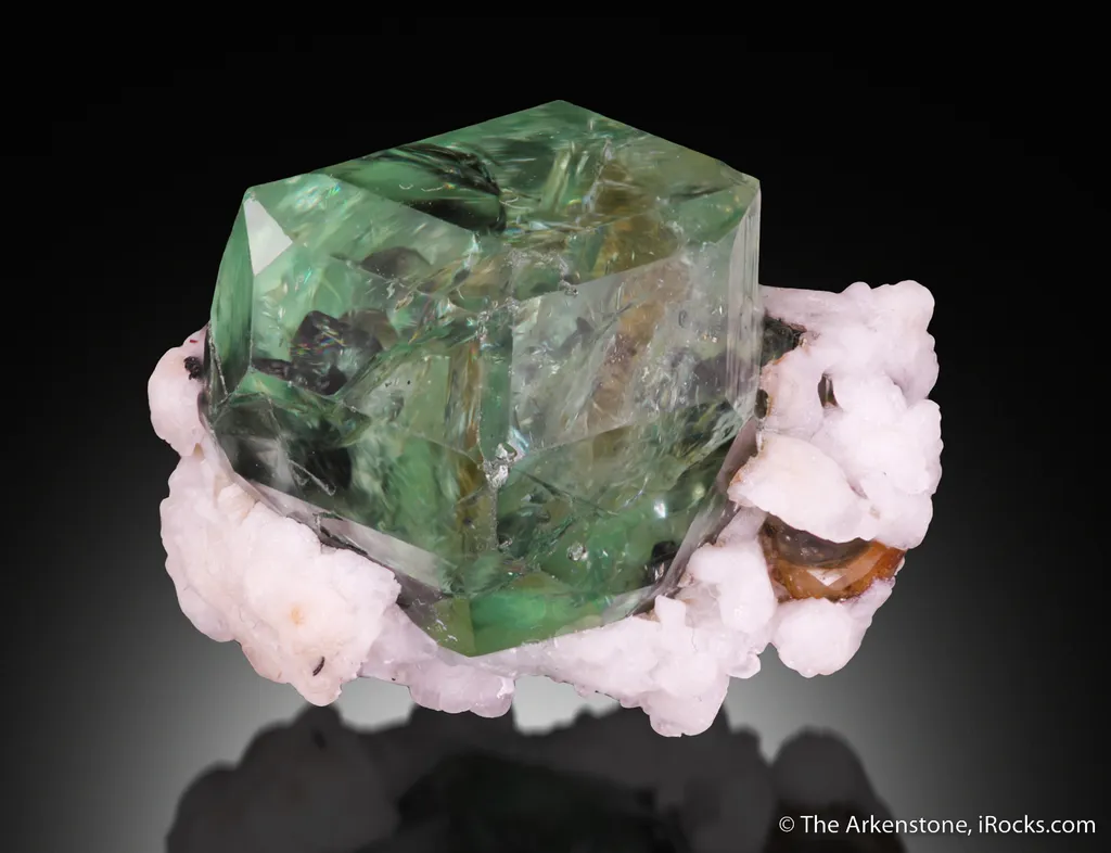 Grossular var. Tsavorite image