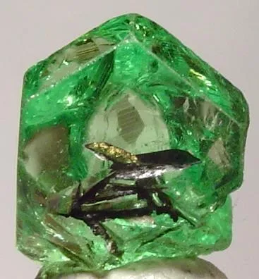 Grossular (Var: Tsavorite) - image 1