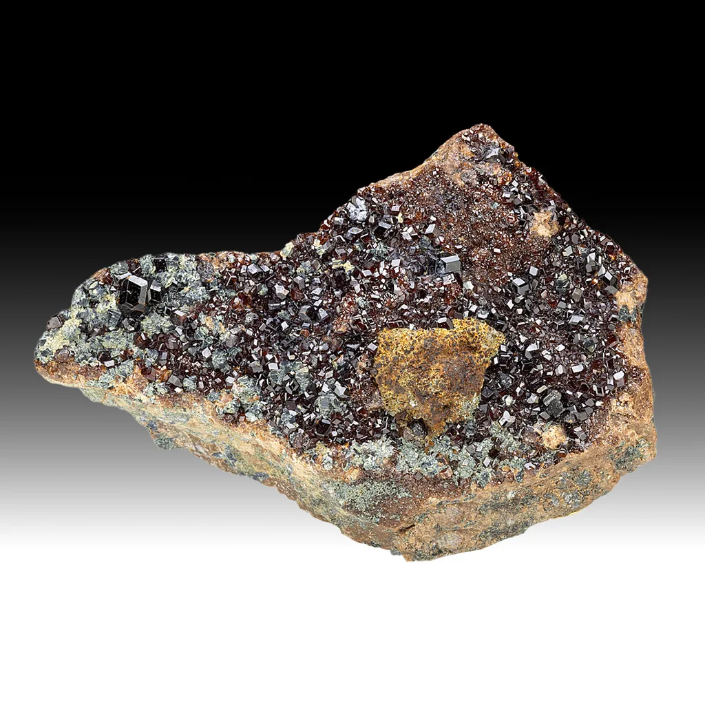 Grossular with Clinochlore image