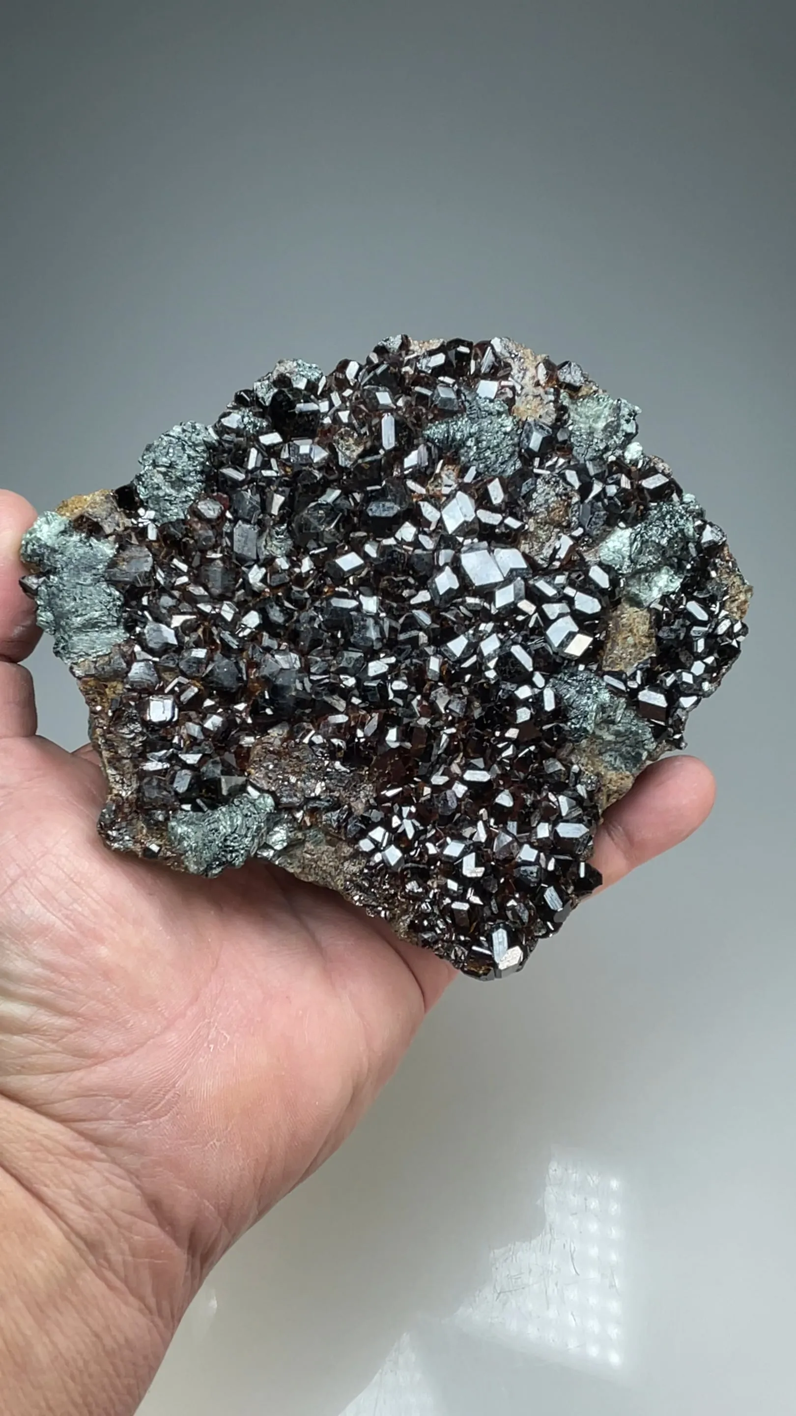 Grossular with Clinochlore - image 2