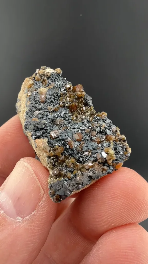 Grossular with Magnetite image