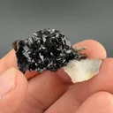 Groutite - image 1