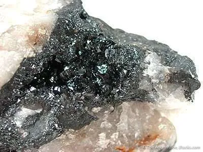 Groutite - image 2