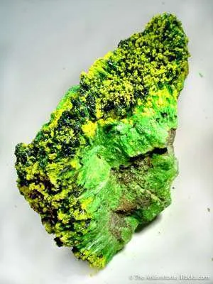 Guillemanite on Cuprosklodowskite image