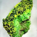 Guillemanite on Cuprosklodowskite - image 1