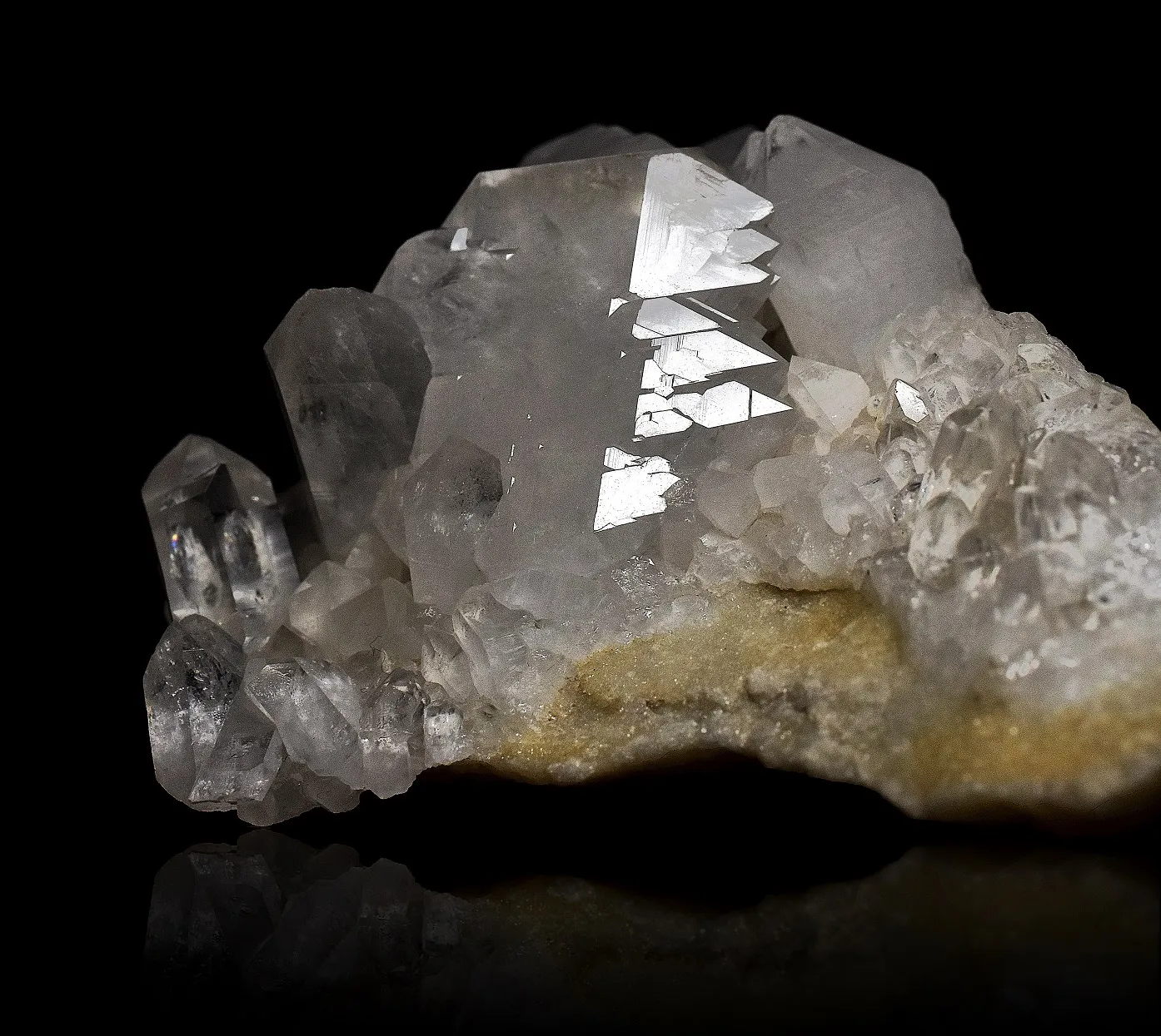 Gwindel Quartz on matrix - image 5