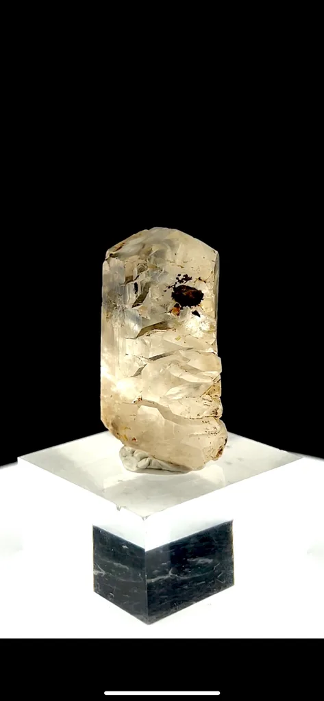 Gwindle quartz from Pakistan - image 7