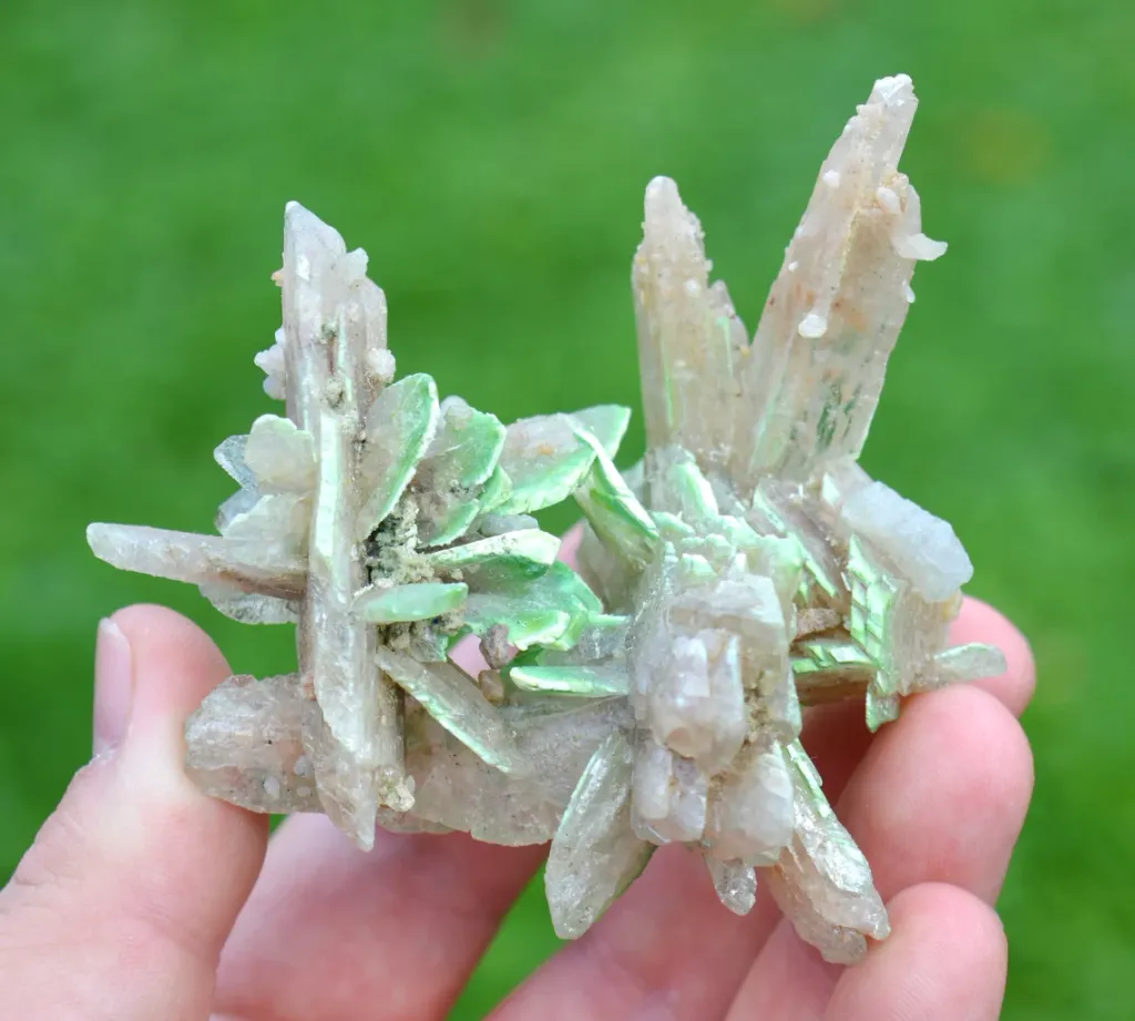 Gypsum 102 grams - Pernatty Lagoon, Pastoral Unincorporated Area, South Australia, Australia - image 3