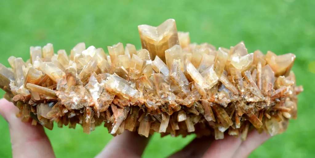Gypsum 1225 grams - Bolton, Swan Hill Rural City, Victoria, Australia - image 9