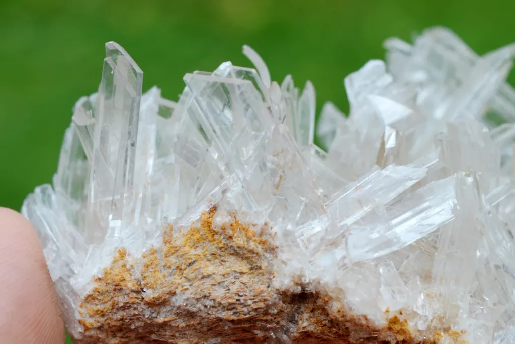 Gypsum 178 grams - Lily Mine, Humay District, Pisco Province, Ica, Peru - image 2