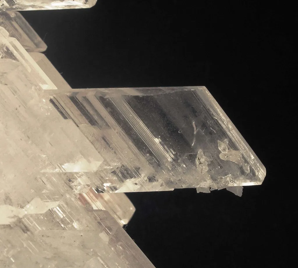Gypsum - image 4